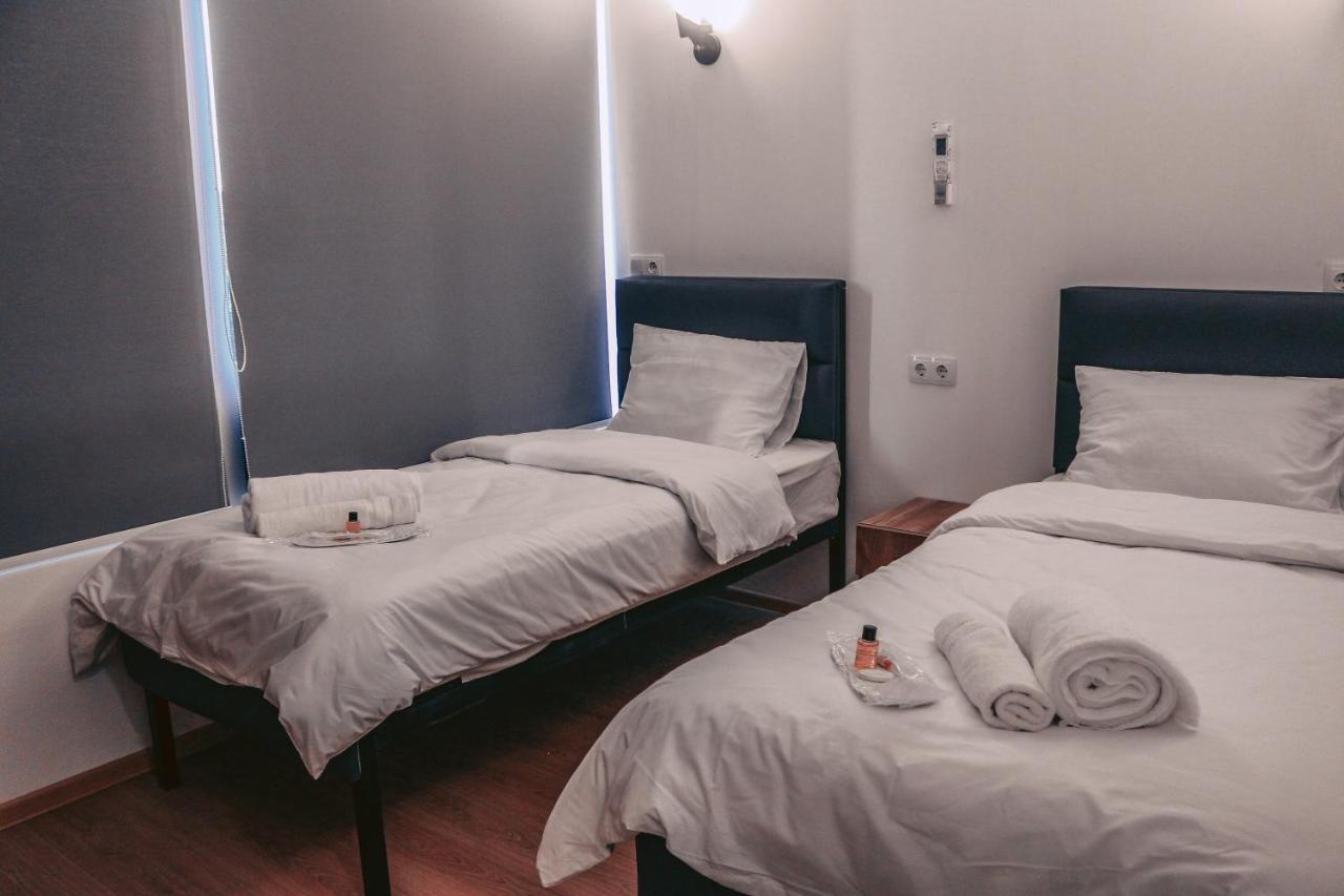 Apple Cozy Hotel Tbilisi Exterior foto