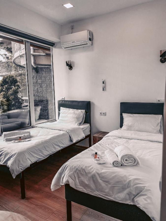 Apple Cozy Hotel Tbilisi Exterior foto